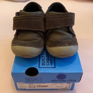 Stride Rite SM Kellen Brown Shoe